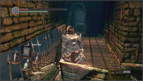 Po drugiej stronie trafimy na sporo szczurów po prawej - zabijamy je i bierzemy Greataxe - Depths (2) | Opis przejścia Dark Souls - Dark Souls - poradnik do gry