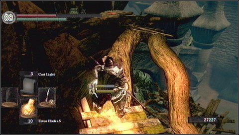 Po zebraniu powyższych, przechodzimy z powrotem po korzeniach nad maszyną i wspinamy się na górę - Blighttown - bagna | Opis przejścia Dark Souls - Dark Souls - poradnik do gry