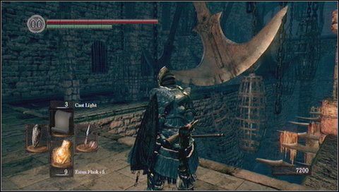 Po drugiej stronie mostu z wahadłami czai się przeciwnik - Sens Fortress (1) | Opis przejścia Dark Souls - Dark Souls - poradnik do gry