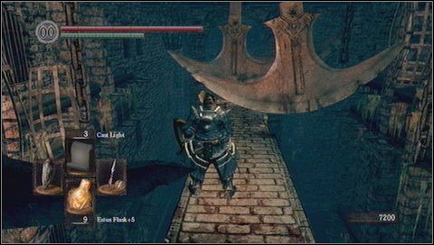 Zatrzymujemy się dopiero po mostem, gdyż w innym miejscu trafi nad atak jaszczura-maga - Sens Fortress (1) | Opis przejścia Dark Souls - Dark Souls - poradnik do gry