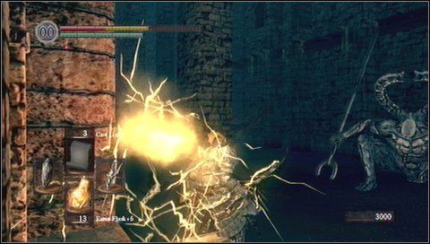 Boczne wyjście koło pierwszego Titanite Demona prowadzi do drabiny - Sens Fortress (1) | Opis przejścia Dark Souls - Dark Souls - poradnik do gry