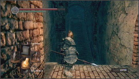Zjeżdżamy na dół windą - dopiero, gdy będzie wracała na dół, gdyż u góry są kolce - Sens Fortress (2) | Opis przejścia Dark Souls - Dark Souls - poradnik do gry