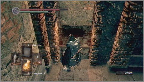 Na dole zobaczymy skrzynię - NIE OTWIERAMY JEJ - Sens Fortress (2) | Opis przejścia Dark Souls - Dark Souls - poradnik do gry