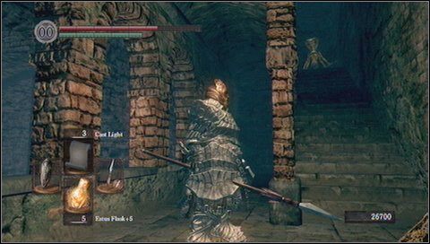 Piętro wyżej dojdziemy do kolejnej pułapki z wahadłami - Sens Fortress (3) | Opis przejścia Dark Souls - Dark Souls - poradnik do gry