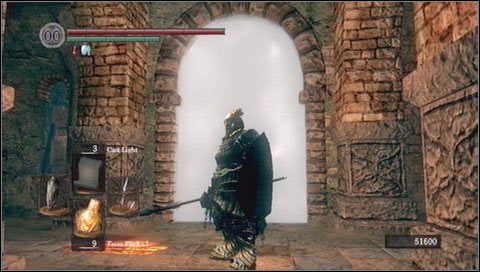 Gdy pokonamy bestię, sprawdzamy świecące kółko na ziemi - Sens Fortress (5) | Opis przejścia Dark Souls - Dark Souls - poradnik do gry