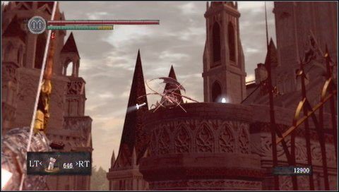 Na szczycie schodów, przed drzwiami, stoją dwaj potężni rycerze - Anor Londo (2) | Opis przejścia Dark Souls - Dark Souls - poradnik do gry