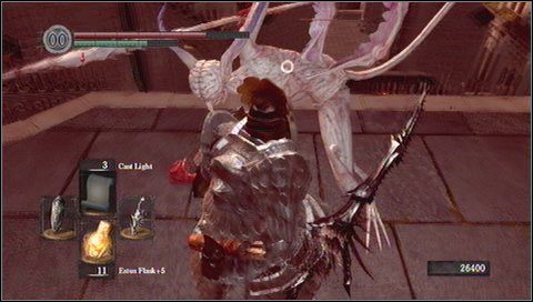 Teraz musimy zbiec na niższą część lokacji przęsłem z kolcami - Anor Londo (3) | Opis przejścia Dark Souls - Dark Souls - poradnik do gry