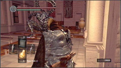 W pomieszczeniu po prawej znajduje się zejście schodami w dół - Anor Londo (5) | Opis przejścia Dark Souls - Dark Souls - poradnik do gry