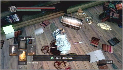 W pomieszczeniu obok, również zawalonym księgami, ale nieco większym, są kolejne dwie skrzynie (powinniśmy znaleźć: Archive Tower Giant Cell Key - klucz do lokacji, gdzie trzymano ośmiorcnie, Crystal Ember, zbroję Channelers), - UWAGA, jedna z nich to Mimic (atakujemy je przed otwarciem) - The Dukes Archives II (2) | Opis przejścia Dark Souls - Dark Souls - poradnik do gry