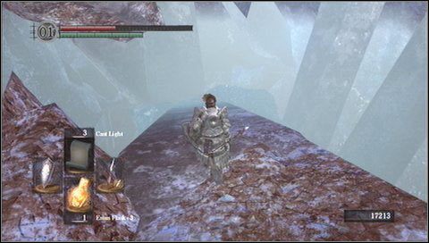 W jaskiniach trafimy też na wielkie motyle - jeśli nie zbliżymy się do nich, to nie zrobią nam krzywdy - Crystal Cave | Opis przejścia Dark Souls - Dark Souls - poradnik do gry