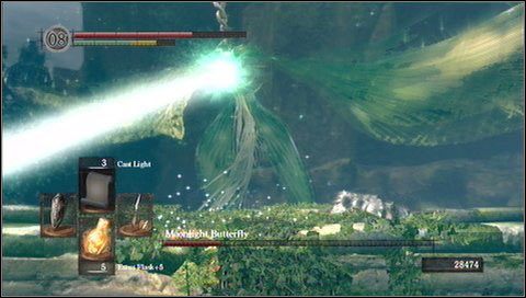 4) Bomby - przelatując nad mostem motyl zrzuca bomby - Moonlight Butterfly | Jak zabić bossa w Dark Souls - Dark Souls - poradnik do gry