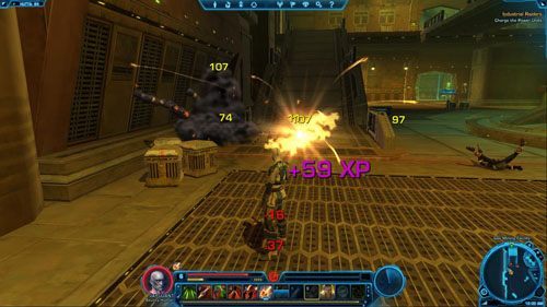 Zaraz po prawej będzie kolejnych trzech przeciwników - (L07) Industrial Raiders | Hutta | Star Wars The Old Republic - Star Wars: The Old Republic - poradnik do gry