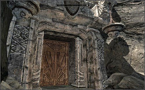 Kwiat dzwonecznika kostuchy to bardzo pospolity składnik alchemiczny, odnajdywany zarówno w świecie gry, jak i podczas eksploracji lochów i innych miejsc zamieszkiwanych przez magów - Pozyskanie składników do rytuału | Jedyne lekarstwo | Solucja Skyrim - Skyrim - poradnik, mapy, questy