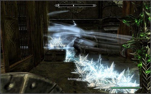 Odszukaj nowy kufer i następnie wybierz korytarz prowadzący na zachód - Wyprawa do ruin Bthardamz (1) | Jedyne lekarstwo | Solucja Skyrim - Skyrim - poradnik, mapy, questy