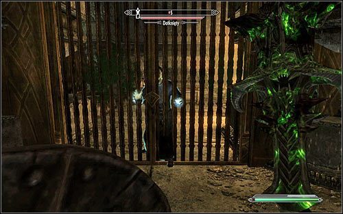 Zachowaj ostrożność, bo praktycznie od razu po dotarciu w nowe miejsce zaatakuje Cię grupa dotkniętych i co najmniej jeden z nich będzie magiem (powyższy screen) - Wyprawa do ruin Bthardamz (1) | Jedyne lekarstwo | Solucja Skyrim - Skyrim - poradnik, mapy, questy