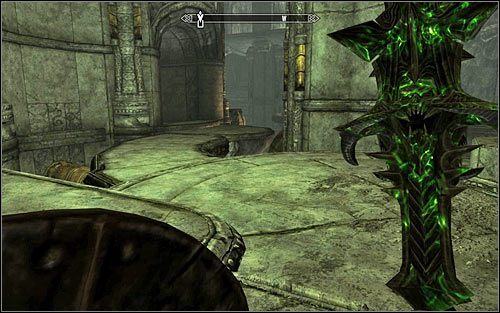 Wybierz się na północny-wschód i następnie skręć na wschód, będąc gotowym do wyeliminowania kolejnych dotkniętych - Wyprawa do ruin Bthardamz (2) | Jedyne lekarstwo | Solucja Skyrim - Skyrim - poradnik, mapy, questy