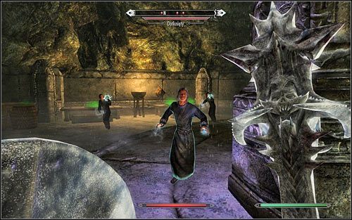 Jeżeli chcesz dokładnie zbadać tę okolicę, to możesz się troszeczkę wrócić i skorzystać z północno-wschodniej rampy prowadzącej na wyższy poziom - Wyprawa do ruin Bthardamz (2) | Jedyne lekarstwo | Solucja Skyrim - Skyrim - poradnik, mapy, questy