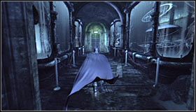 Kolejnych trzech funkcjonariuszy więzionych jest w pomieszczeniu zlokalizowanym na północ stąd, dlatego też musisz skorzystać z pobliskiej drabinki #1 - Uratuj pozostałych tajnych policjantów w muzeum (2) | Główny wątek - Batman: Arkham City - poradnik do gry