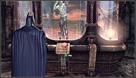 Ruszaj na zachód - Uratuj pozostałych tajnych policjantów w muzeum (2) | Główny wątek - Batman: Arkham City - poradnik do gry