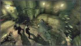 Jeżeli zdecydowałeś się na zmianę kierunku jazdy, to będziesz mógł zaatakować z zaskoczenia co najmniej jednego z obecnych tu wrogów #1 - Śledź zabójcę używając urządzenia namierzającego, by znaleźć Ras al Ghula | Główny wątek - Batman: Arkham City - poradnik do gry