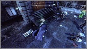 Nie wybieraj głównego wejścia do muzeum, tylko zajmij się zbadaniem północnej ściany budynku - Daleka kryjówka | Misje poboczne w Batman Arkham City - Batman: Arkham City - poradnik do gry