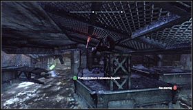 Skorzystaj z umiejętności wspinania się po sufitach, a więc wciśnij klawisz F (lub przycisk RB na padzie) celem przyklejenia się do drogi #1 - Mila Rozrywki - Kamery TYGERA, Balony, Trofea Kobiety-Kota | Zagadki - Batman: Arkham City - poradnik do gry