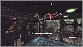 Musisz teraz powtórzyć opisane powyżej czynności z trzecią płytą, a więc przykleić się do sufitu i następnie ustawić się w miejscu, z którego będziesz mógł na nią zeskoczyć #1 - Dzielnica przemysłowa - Balony, Trofea Kobiety-Kota | Zagadki - Batman: Arkham City - poradnik do gry