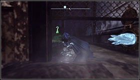 Zbliż się do miejsca ukrycia trofeum od zachodniej strony - Zaułki - Trofea Batmana (24-39) | Zagadki w Batman Arkham City - Batman: Arkham City - poradnik do gry