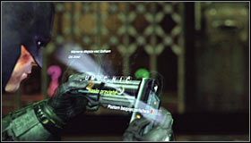 Ustaw się na północ od miejsca ukrycia trofeum i użyj deszyfratora sekwencyjnego na tutejszym panelu sterowania #1 - Huta - Trofea Batmana (10-18) | Zagadki w Batman Arkham City - Batman: Arkham City - poradnik do gry