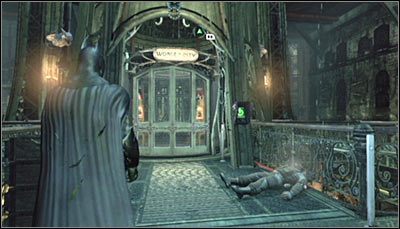 Korzystając z okazji warto też wspomnieć o windzie znajdującej się w lokacji fundamenty Wieży Cudów i przewożącej pasażerów na wyższe poziomy wieży (powyższy screen) - Cudowne Miasto - Informacje o lokacji, mapa | Zagadki w Batman Arkham City - Batman: Arkham City - poradnik do gry