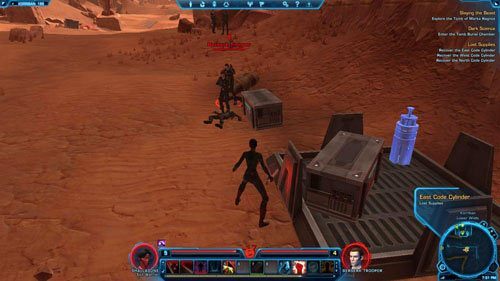 Skieruj kroki na zachód, do nowej lokacji - Trooper Encampment - (L07) Lost Supplies | Korriban | Star Wars The Old Republic - Star Wars: The Old Republic - poradnik do gry