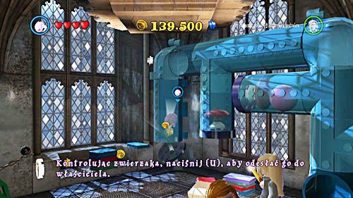 Następnie podchodzimy do rur i przesuwamy kulkę znajdującą się w środku, do pierwszego przycisku, dostęp do środka zostaje otwarty - Expecto Patronum | Opis przejścia - Rok 5 | LEGO Harry Potter Lata 5-7 - LEGO Harry Potter: Lata 5-7 - poradnik do gry