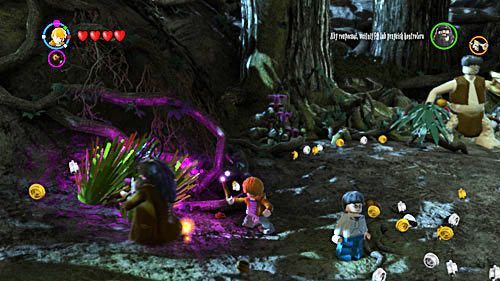 NajbaRDziej po lewej stronie w krzakach znajdziemy interesujące nas elementy - Sekret Hagrida | Opis przejścia - Rok 5 | LEGO Harry Potter Lata 5-7 - LEGO Harry Potter: Lata 5-7 - poradnik do gry