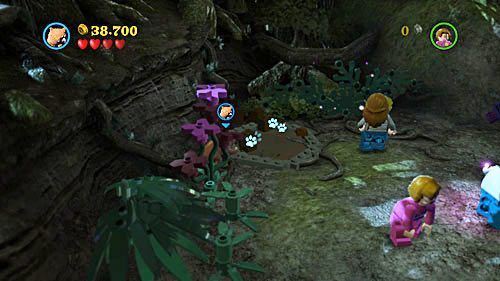 Teraz musimy odnaleźć trzy fragmenty fioletowej roślinki, dzięki której dostaniemy się na górę - Wielki wirtuoz | Opis przejścia - Rok 5 | LEGO Harry Potter Lata 5-7 - LEGO Harry Potter: Lata 5-7 - poradnik do gry
