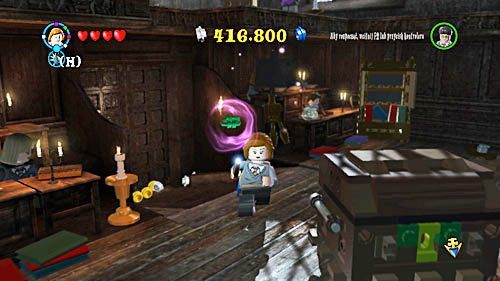 Kluczem otwieramy kufer, w którym zatrzasnął się profesor - Lekcja 4 - nauka zaklęcia Aguamenti | Opis przejścia - Rok 6 - LEGO Harry Potter: Lata 5-7 - poradnik do gry