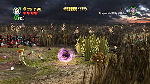 Wybieramy Lupina i przemieniamy się w wilkołaka, kopiemy w dostępnym miejscu - Niekoniecznie wesołe święta | Opis przejścia - Rok 6 - LEGO Harry Potter: Lata 5-7 - poradnik do gry