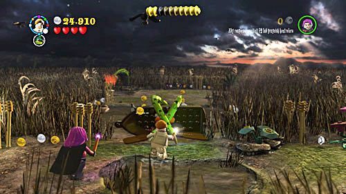 Ruszamy dalej, w pobliżu łodzi używamy magli LM i odstraszamy diabelskie sidła - Niekoniecznie wesołe święta | Opis przejścia - Rok 6 - LEGO Harry Potter: Lata 5-7 - poradnik do gry