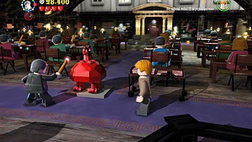 Po zbudowaniu robota nakręcamy go pierwszy raz, kiedy się zatrzyma robimy to ponownie - Magia to potęga | Opis przejścia - Rok 7 | LEGO Harry Potter Lata 5-7 - LEGO Harry Potter: Lata 5-7 - poradnik do gry