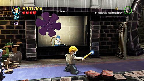 Podlewamy nią donicę, z której natychmiast wyrasta wielki kwiat - Magia to potęga | Opis przejścia - Rok 7 | LEGO Harry Potter Lata 5-7 - LEGO Harry Potter: Lata 5-7 - poradnik do gry