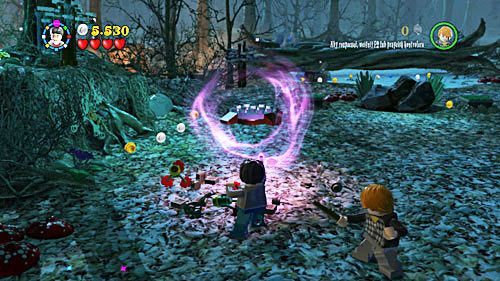 Na powierzchni po prawej stronie znajdziemy platformę do teleportacji - Miecz i medalion | Opis przejścia - Rok 7 | LEGO Harry Potter Lata 5-7 - LEGO Harry Potter: Lata 5-7 - poradnik do gry