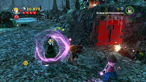 Składamy z nich pochodnię, za pomocą której topimy kawal lodu stojącego obok - Miecz i medalion | Opis przejścia - Rok 7 | LEGO Harry Potter Lata 5-7 - LEGO Harry Potter: Lata 5-7 - poradnik do gry