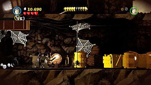 Na dole niszczymy wszystkie złote przedmioty i składamy z nich schody wchodzimy na górę i kończymy opowieść o trzech braciach - Ekscentryczny pan Lovegood (2) | Opis przejścia - Rok 7 - LEGO Harry Potter: Lata 5-7 - poradnik do gry