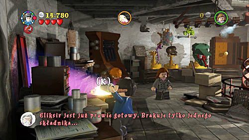Pijemy eliksir i podchodzimy do pomarańczowego uchwytu - Ekscentryczny pan Lovegood (2) | Opis przejścia - Rok 7 - LEGO Harry Potter: Lata 5-7 - poradnik do gry