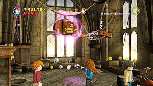 Na samym końcu po prawej znajdziemy różową platformę - Powrót do szkoły | Opis przejścia - Rok 7 | LEGO Harry Potter Lata 5-7 - LEGO Harry Potter: Lata 5-7 - poradnik do gry