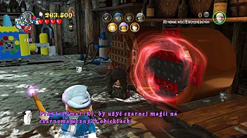 Ucznia w niebezpieczeństwie znajdziemy w wielkiej beczce stojącej w piwnicy karczmy - Gwardia Dumbledorea | Znajdźki - Rok 5 | LEGO Harry Potter Lata 5-7 - LEGO Harry Potter: Lata 5-7 - poradnik do gry