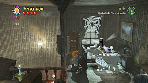 Kiedy nakarmimy znajdujące się tam zwierze dostajemy kolejny element herbu - Problemy stworka | Znajdźki - Rok 5 | LEGO Harry Potter Lata 5-7 - LEGO Harry Potter: Lata 5-7 - poradnik do gry