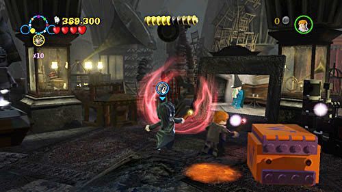 Gdy zagramy na harfie otrzymamy ostatnią część herbu - Miłość nie zna litości | Znajdźki - Rok 6 | LEGO Harry Potter Lata 5-7 - LEGO Harry Potter: Lata 5-7 - poradnik do gry