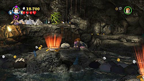 Wybieramy Hermionę i używamy platformy leżącej na wysepce - Horkruks i dłoń | Znajdźki - Rok 6 | LEGO Harry Potter Lata 5-7 - LEGO Harry Potter: Lata 5-7 - poradnik do gry