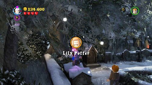 By otrzymać szton Lily Potter musimy wyciągać skrzynkę Weasleyów i odpalić fajerwerki - W Śmiertelnym niebezpieczeństwie | Znajdźki - Rok 7 | LEGO Harry Potter Lata 5-7 - LEGO Harry Potter: Lata 5-7 - poradnik do gry