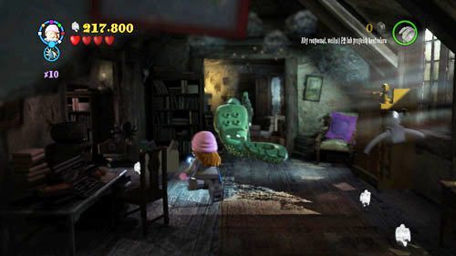 Za zabicie wszystkich pająków w domu starszej pani otrzymamy szton Harry (Dolina Godryka) - W Śmiertelnym niebezpieczeństwie | Znajdźki - Rok 7 | LEGO Harry Potter Lata 5-7 - LEGO Harry Potter: Lata 5-7 - poradnik do gry